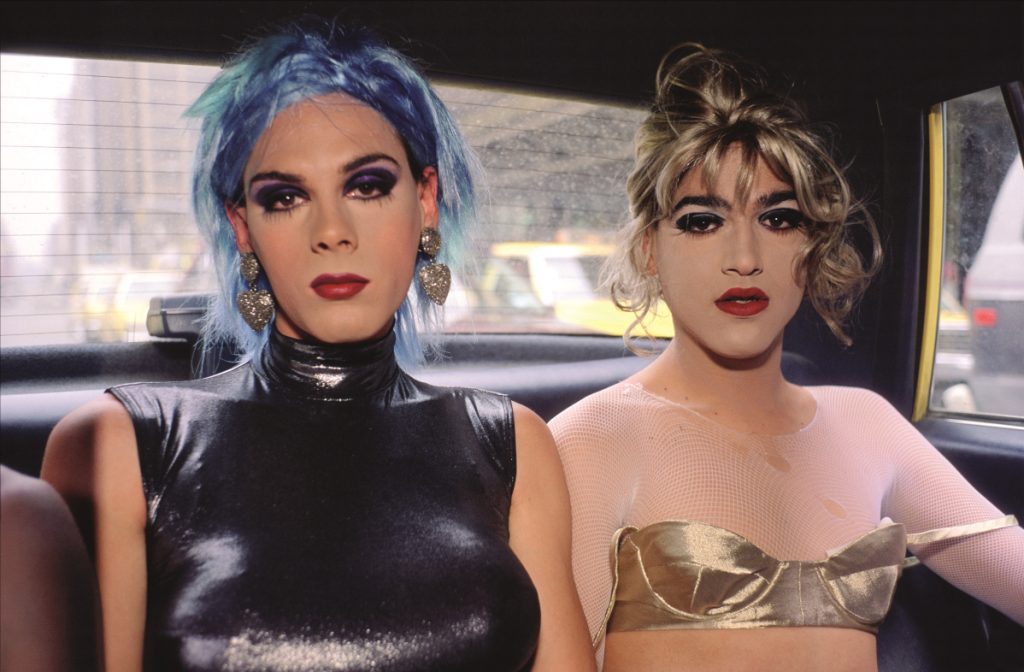 Nan Goldin: Misty and Jimmy Paulette in a taxi, NYC. Storie di donne fotografe