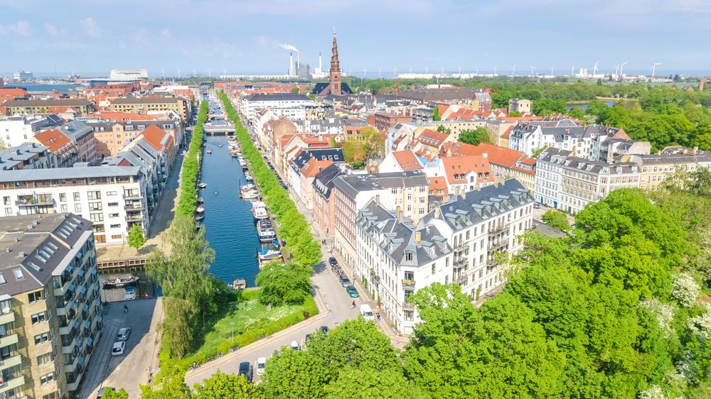 Copenhagen es nombrada una de las ciudades más sostenibles del mundo, y es presunto de convertiste en convertirse en una de las ciudades con cero emisiones para el 2025.