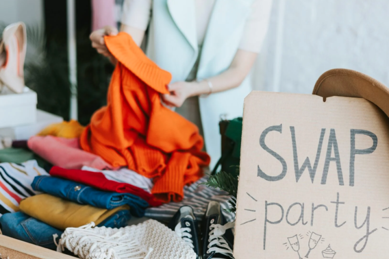 Swap Parties, parties where people bring their own clothes and swap them with those of other participants.