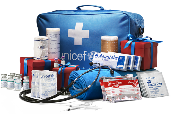 Una de las opciones de Regalo Azul que ofrece UNICEF, es este kit de primeros auxilios.