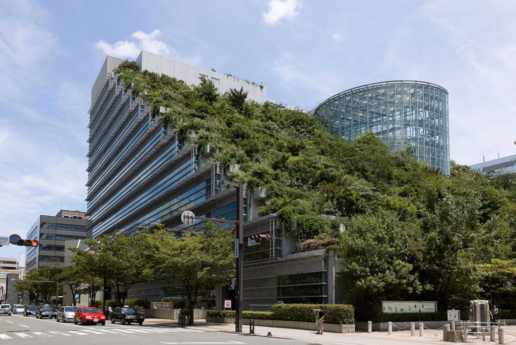 Edificio de la Fundación ACROS Fukuoka - Japón